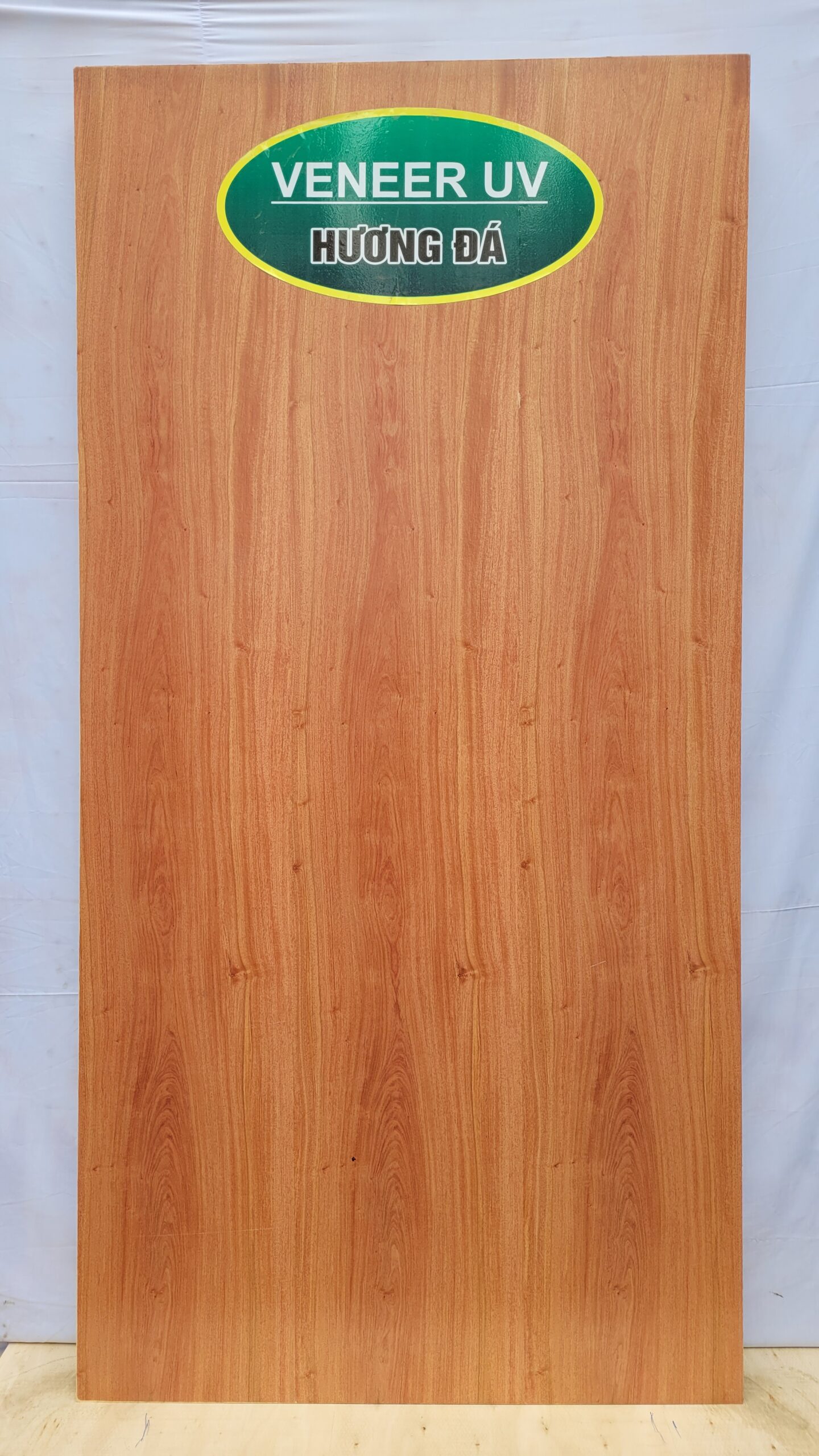 Veneer UV Hương Đá